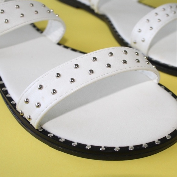 White studded strappy buckle sandals - Picture 3 of 9